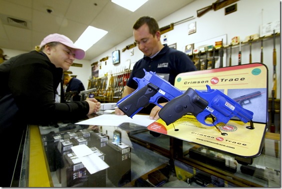 Crimson Trace customer shopping [1655201]