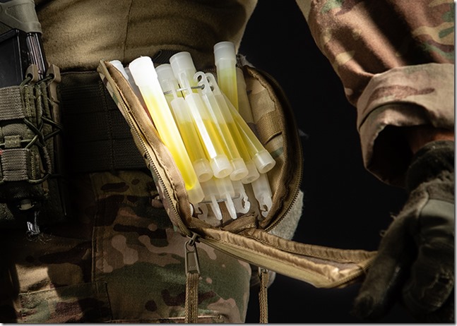 distributeur-baton-cyalume-en-grappe