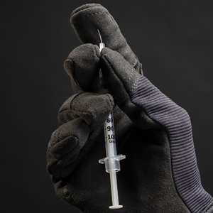 FMN500_black_needle%20jab