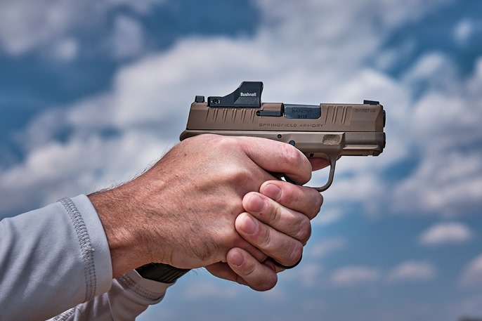 Bushnell MicroDot Lifestyle