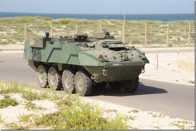 TROPHY ON STRYKER (002)