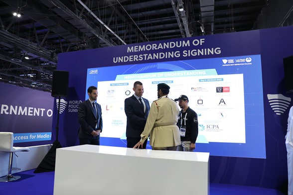 RAFAEL and Dubai Police representatives at World Police Summit - 2